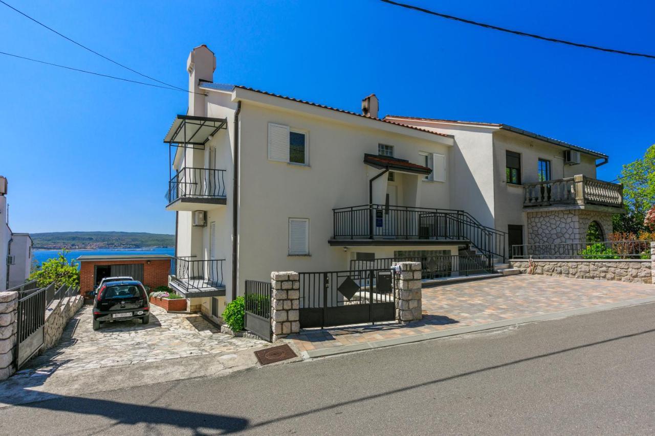 Apartment Mira Crikvenica Bagian luar foto