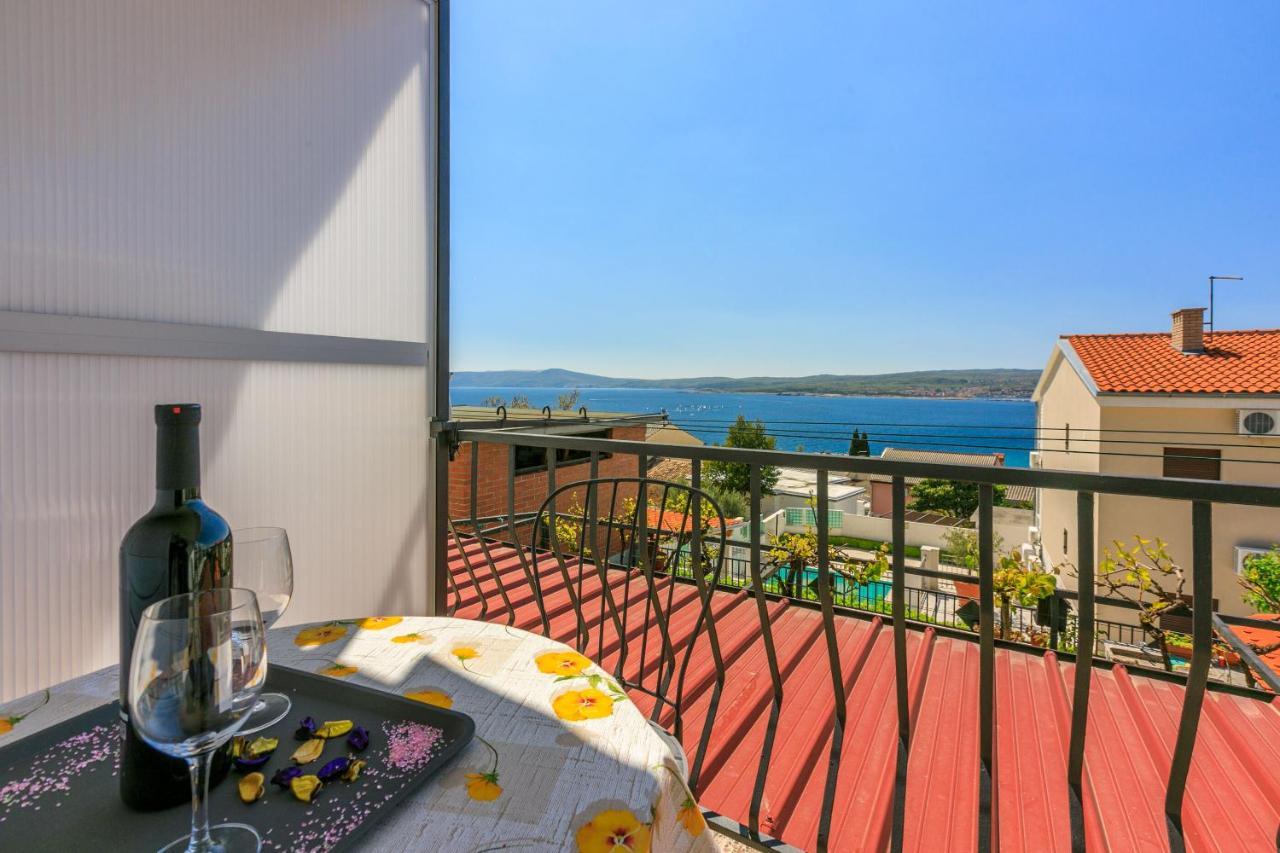 Apartment Mira Crikvenica Bagian luar foto
