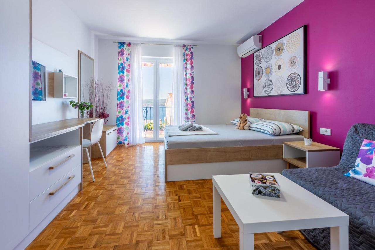 Apartment Mira Crikvenica Bagian luar foto