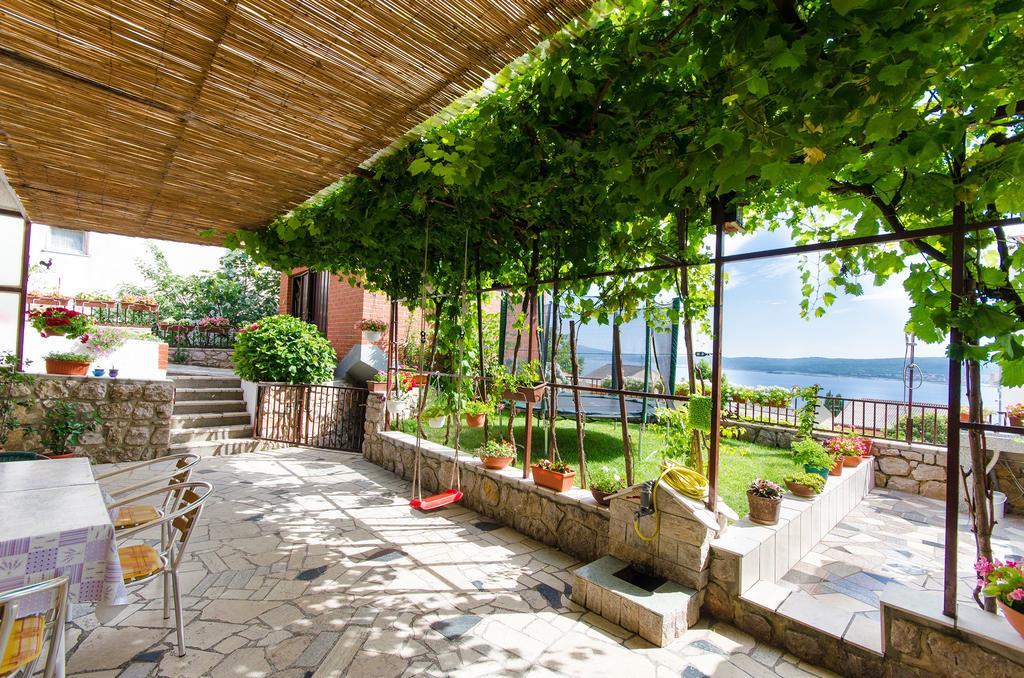 Apartment Mira Crikvenica Bagian luar foto